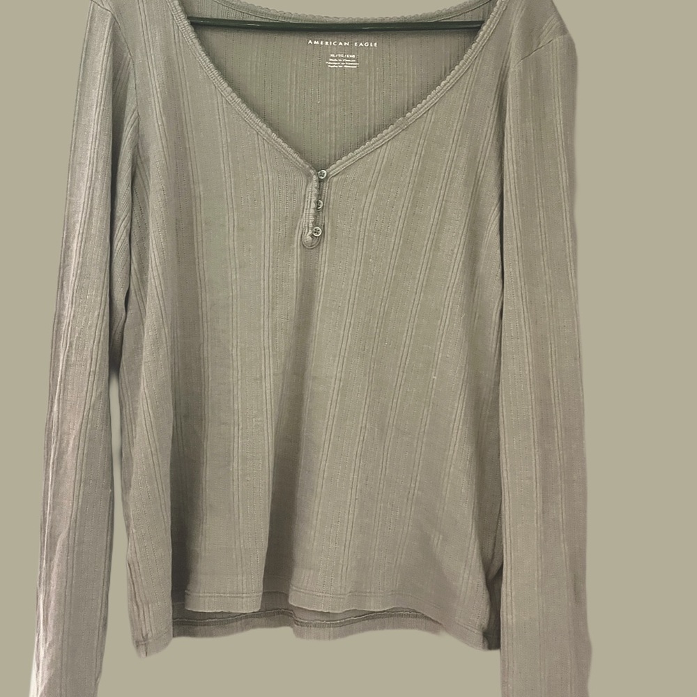 American eagle sage green xl blouse.